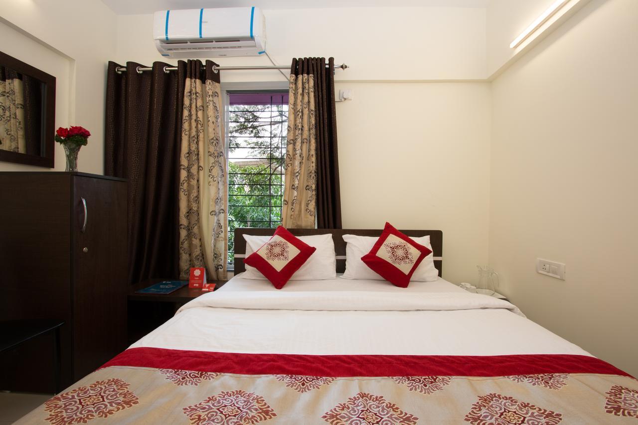 Oyo 9052 Leisurely Abode Hotel Khadki Exterior photo